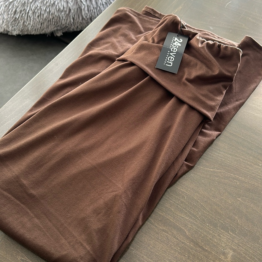 New with tags brown maxi skirt
